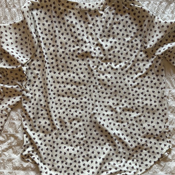 Ann Taylor ♥️ mixed-media blouse - Picture 6 of 6